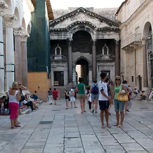 Apartment Vestibul, Split